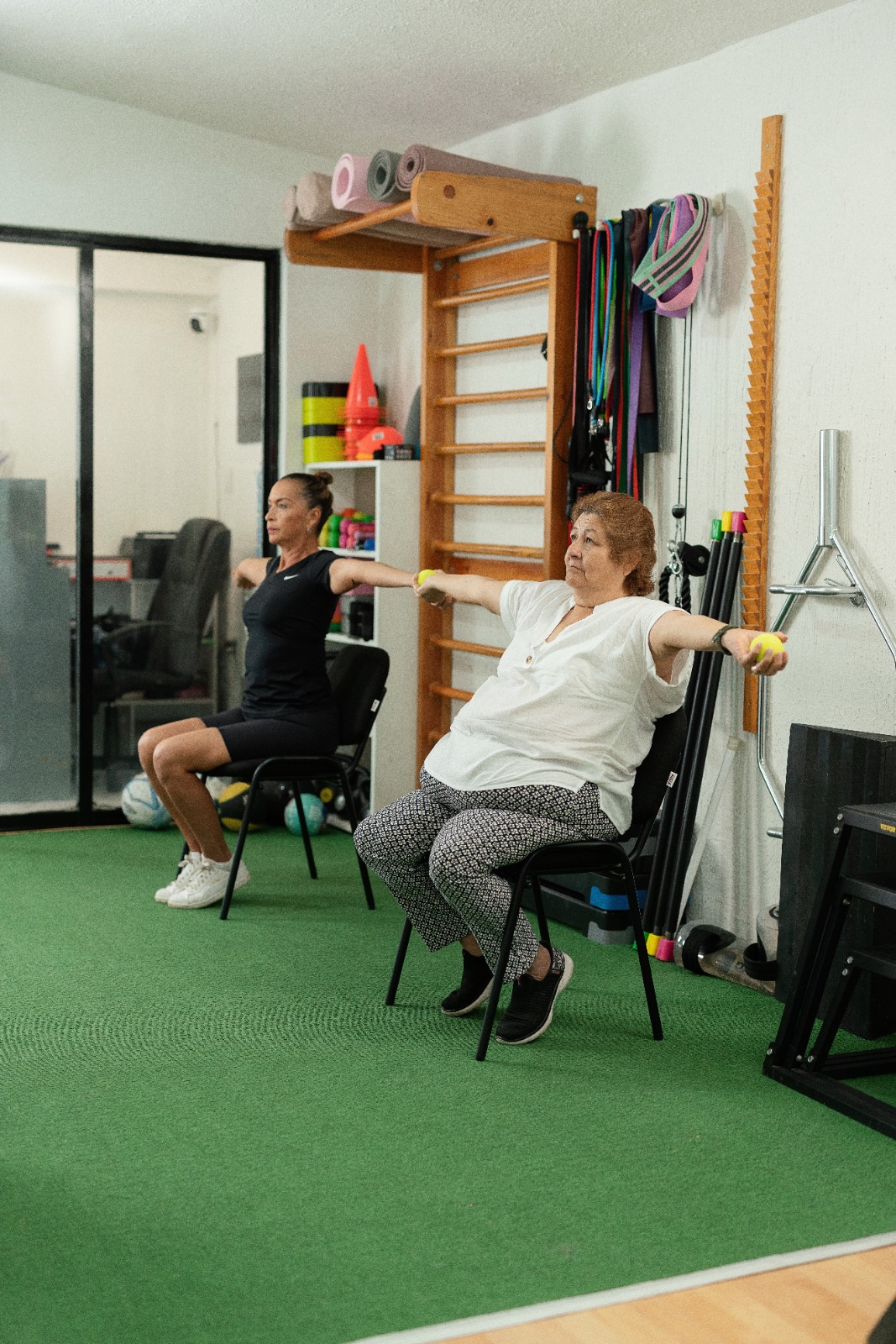 WhatsApp Image 2025-12-02 at 14.34.09 (1)